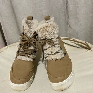 Women’s Faux Fur Lined Tan Winter Ankle Boots